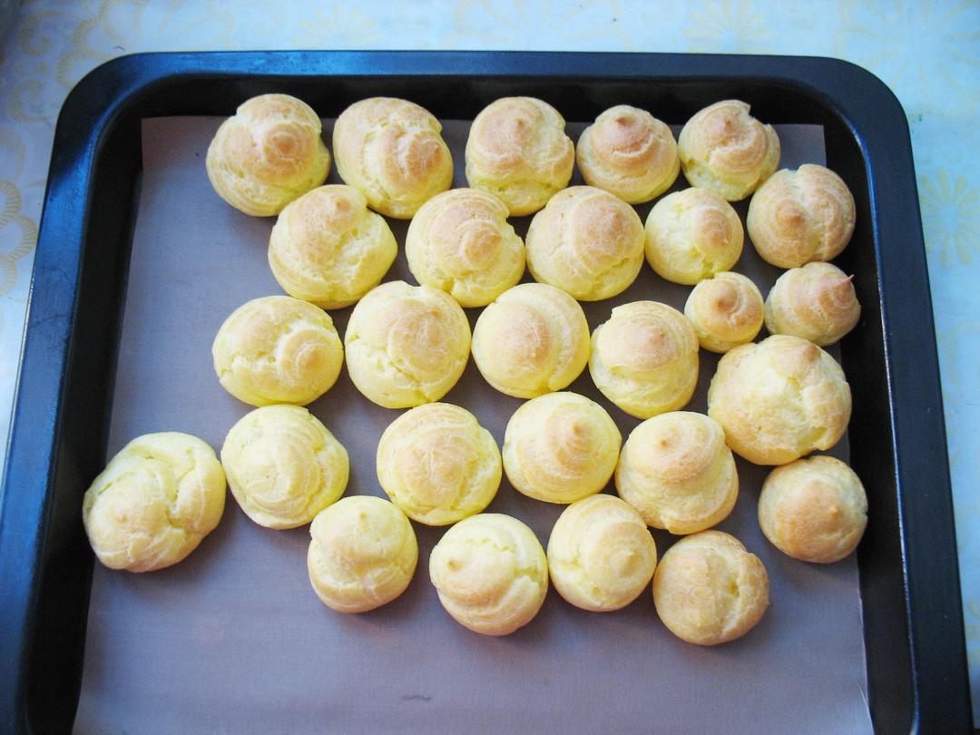 【冰淇淋奶油泡芙的做法步骤图,怎么做好吃】9号厨娘家庭烘焙_下厨房