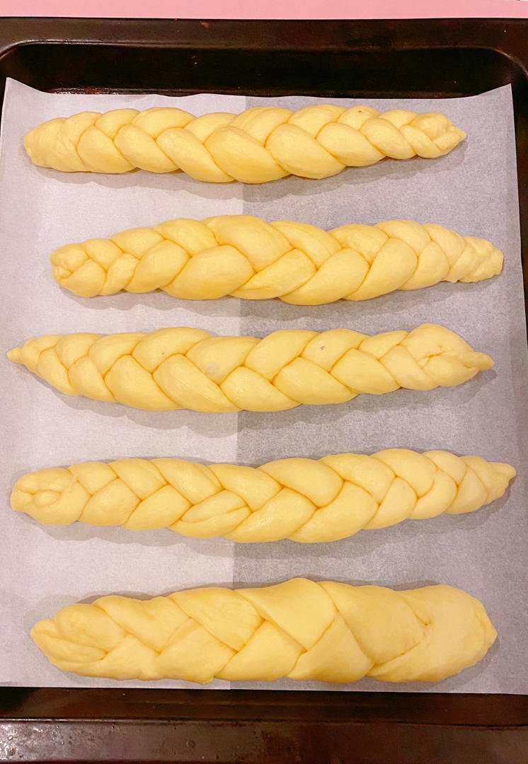 奶酥辫子面包（酸奶老面包）
