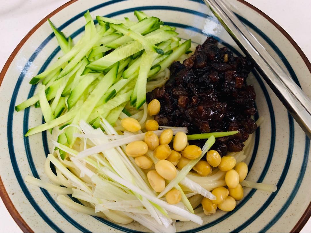 堂妈的炸酱面
