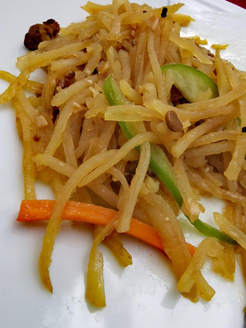 家常下饭菜——肉末土豆丝
