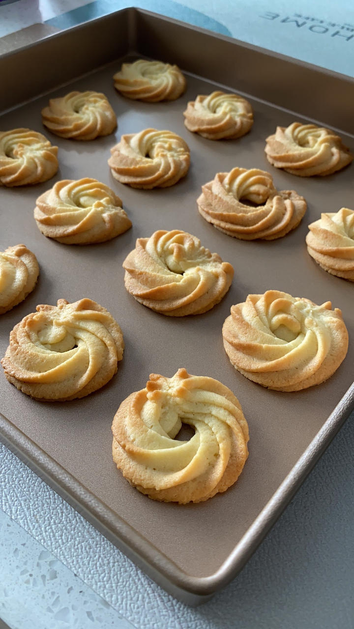 新手0失败淡奶油曲奇，超好打发超好挤！酥脆香！