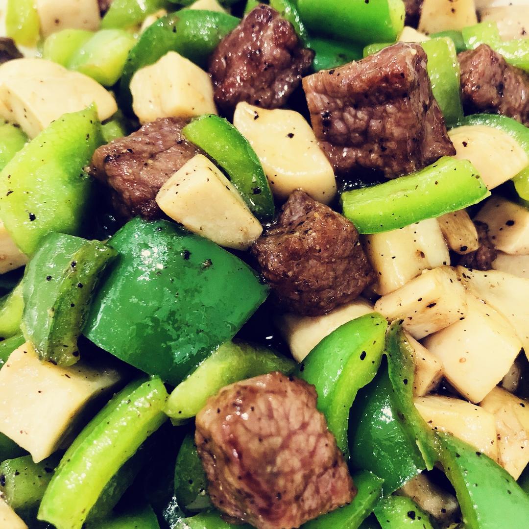 黑椒杏鲍菇牛肉粒