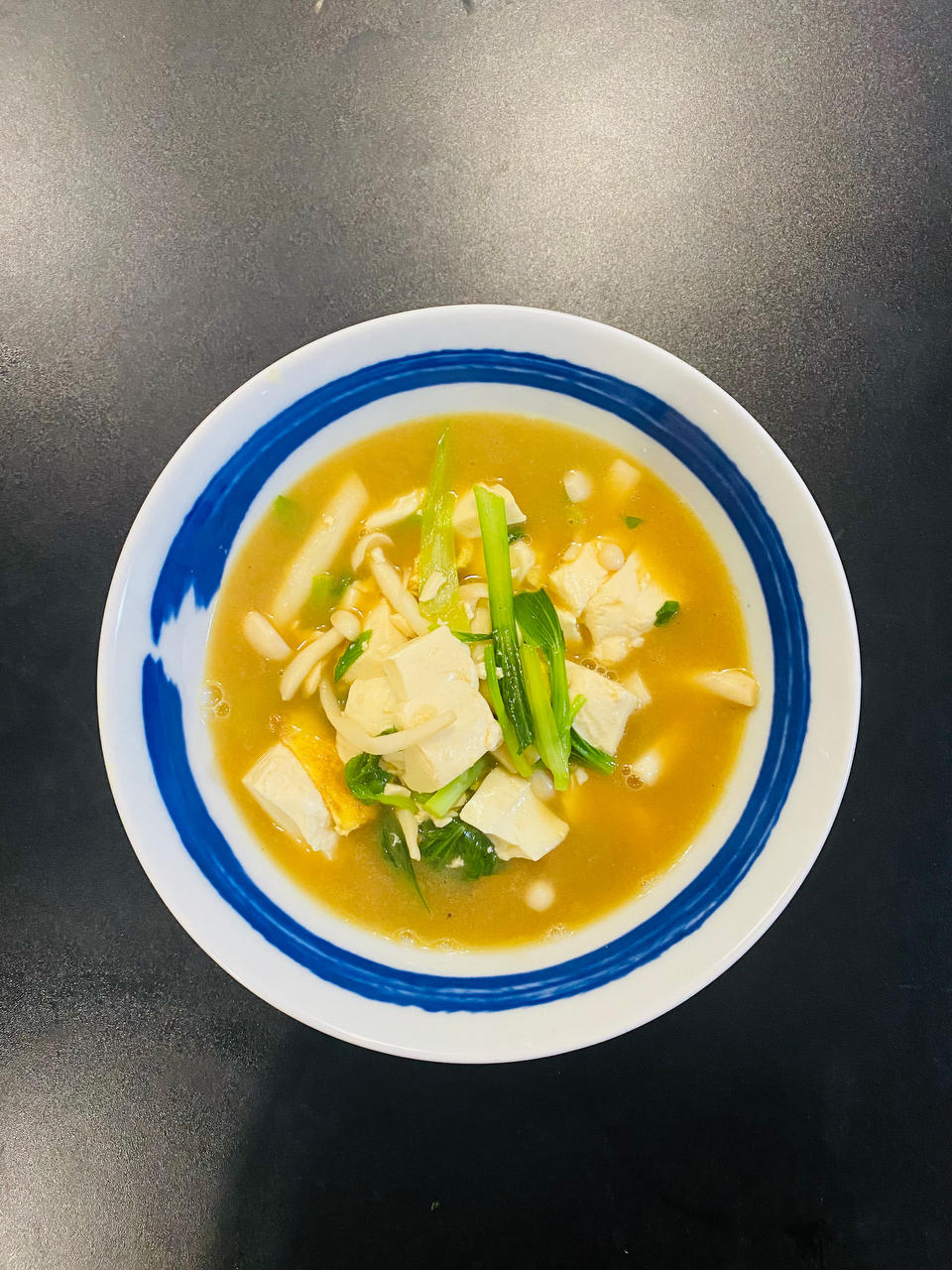 海鲜菇豆腐汤