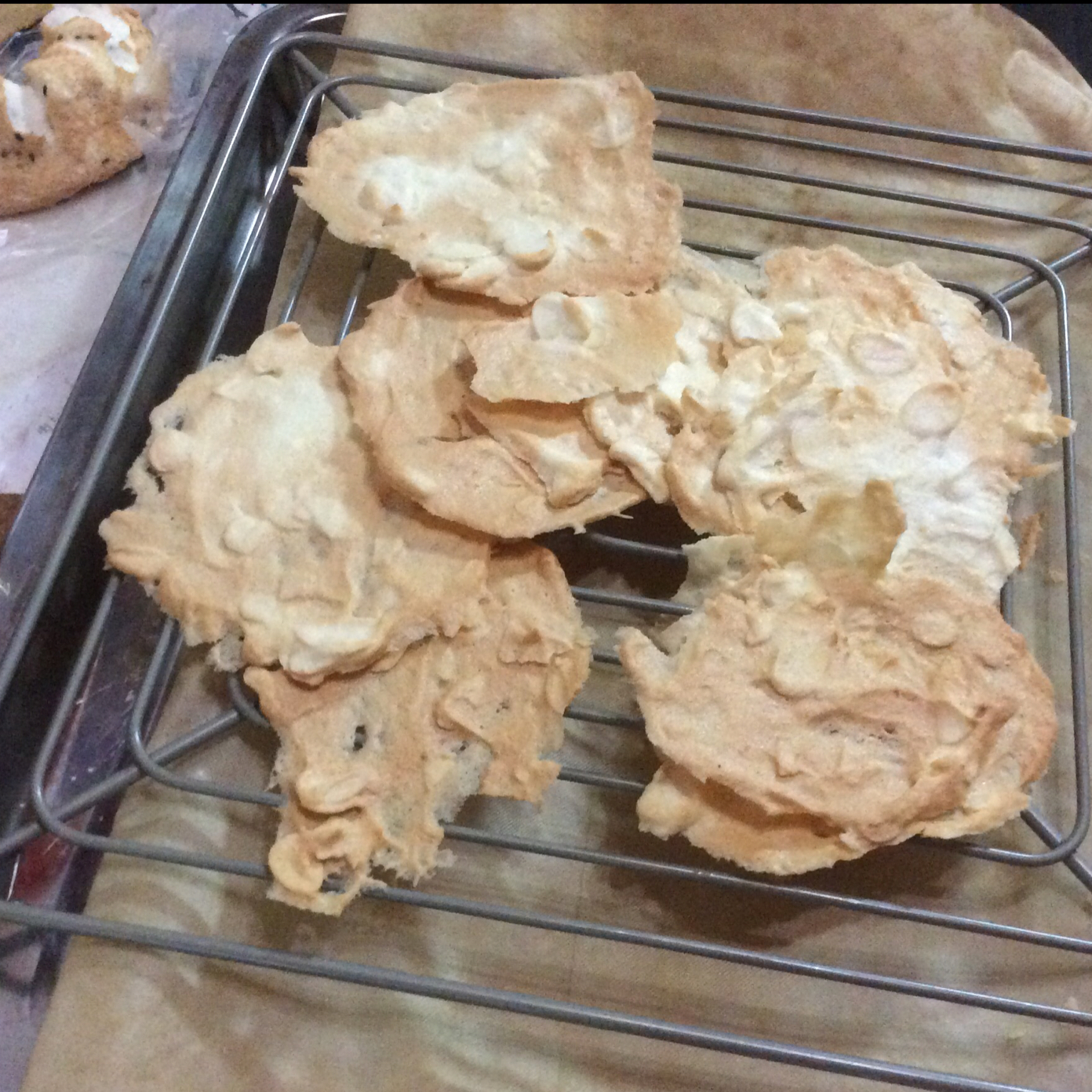 剩余蛋清好去处——杏仁薄饼