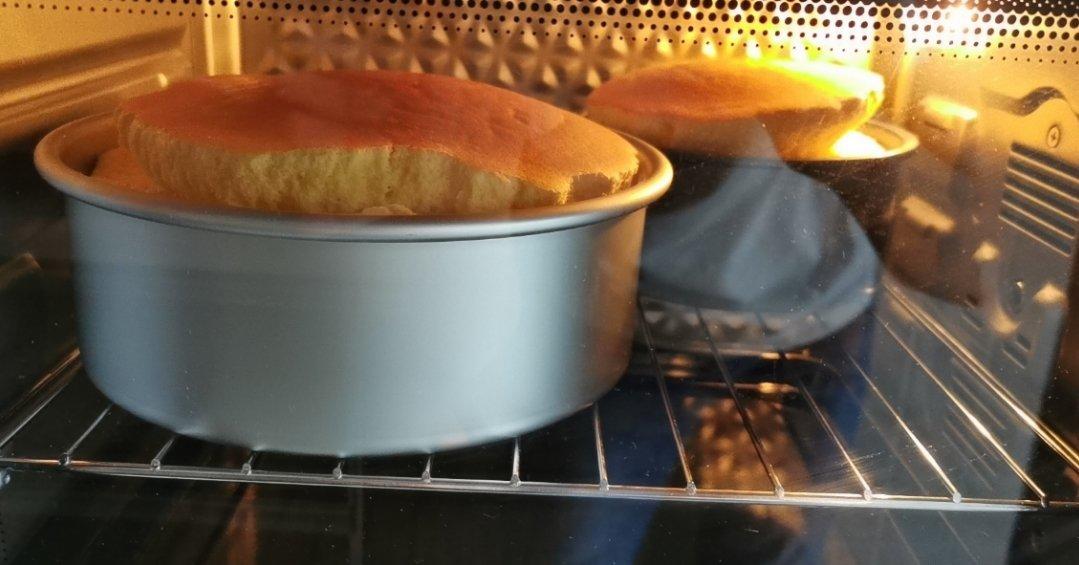 零失败的戚风蛋糕（超详细，附多组视频）2019.10.18更新（附6寸 8寸 10寸配方）