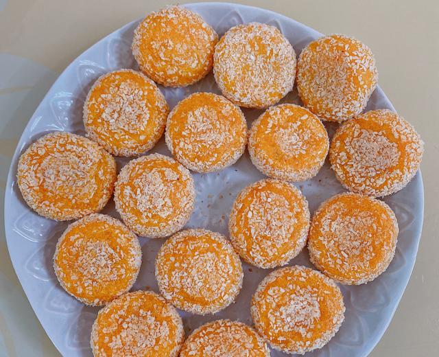 烤箱版低油低糖椰香南瓜饼的做法