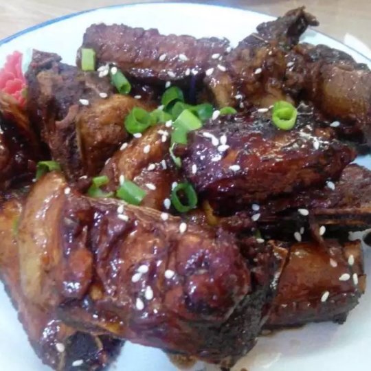 红烧排骨