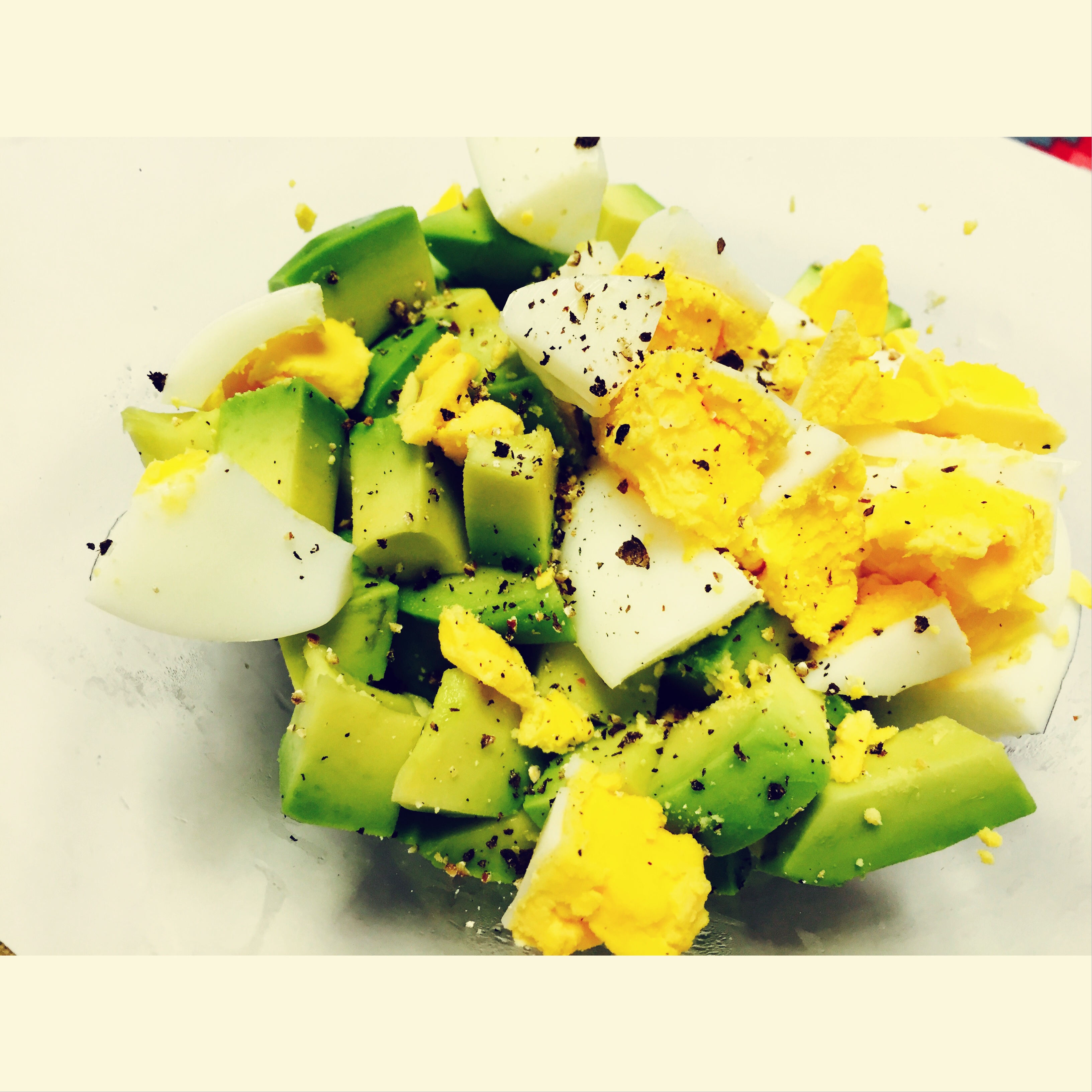 早餐之牛油果鸡蛋沙拉