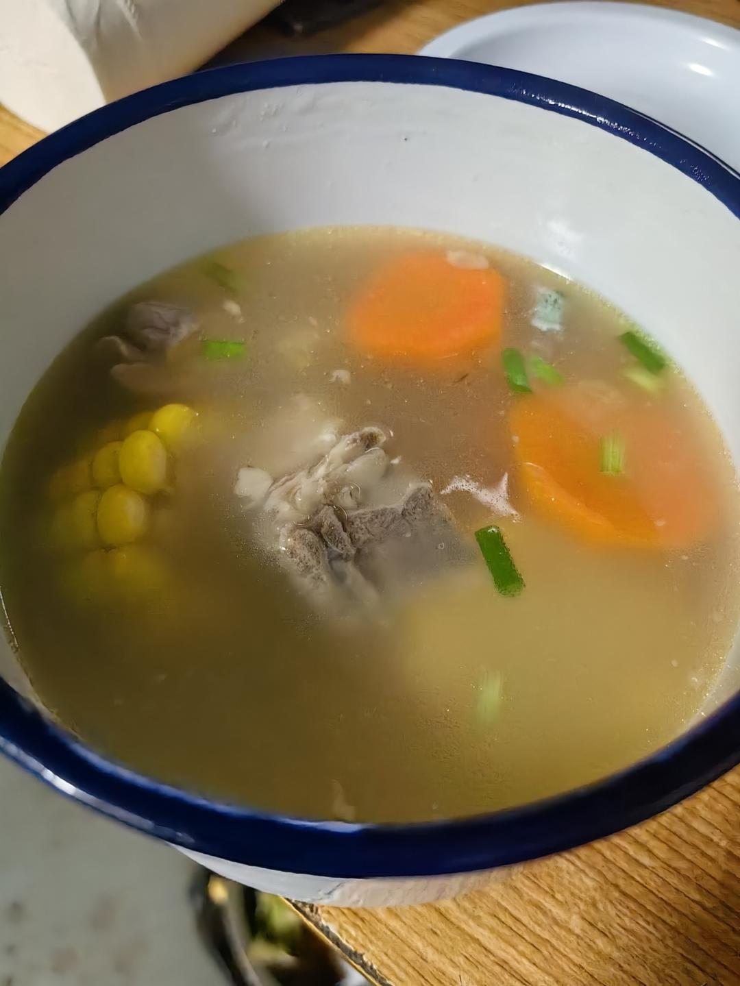 玉米排骨汤
