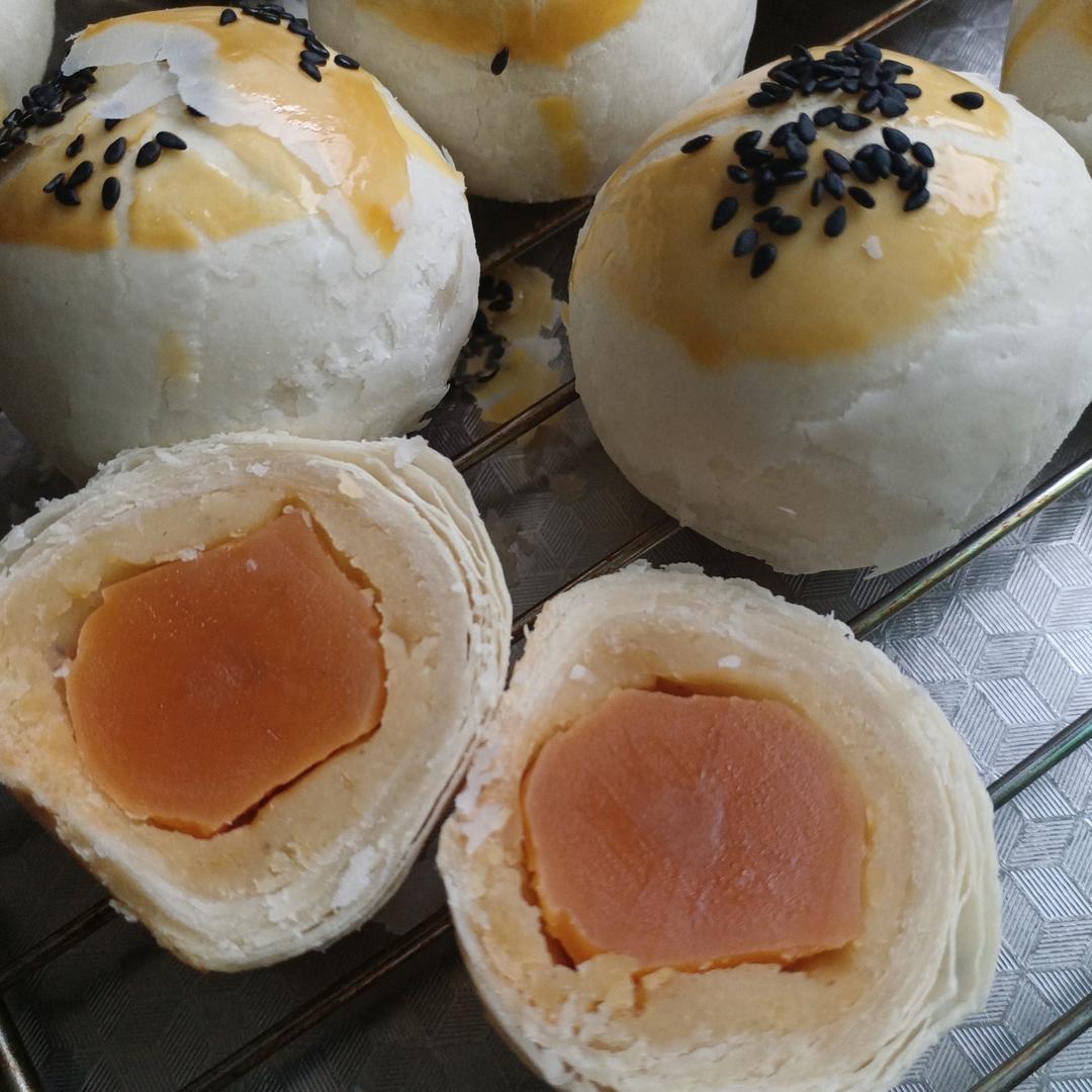 百吃不腻的蛋黄酥