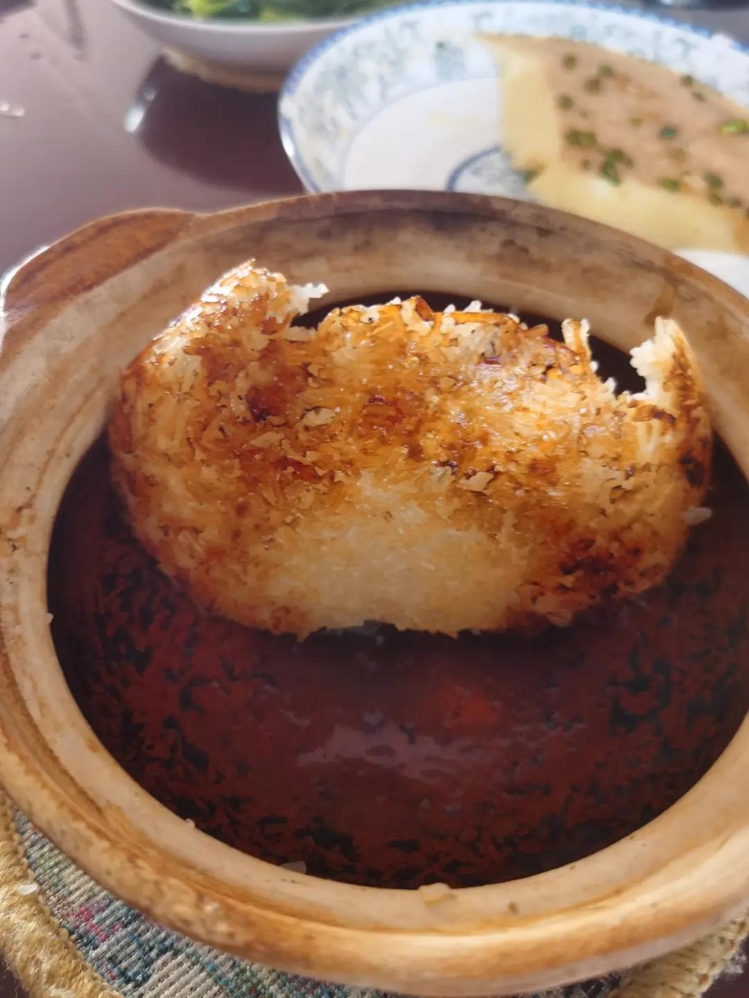腊味煲仔饭，20分钟饭菜同出