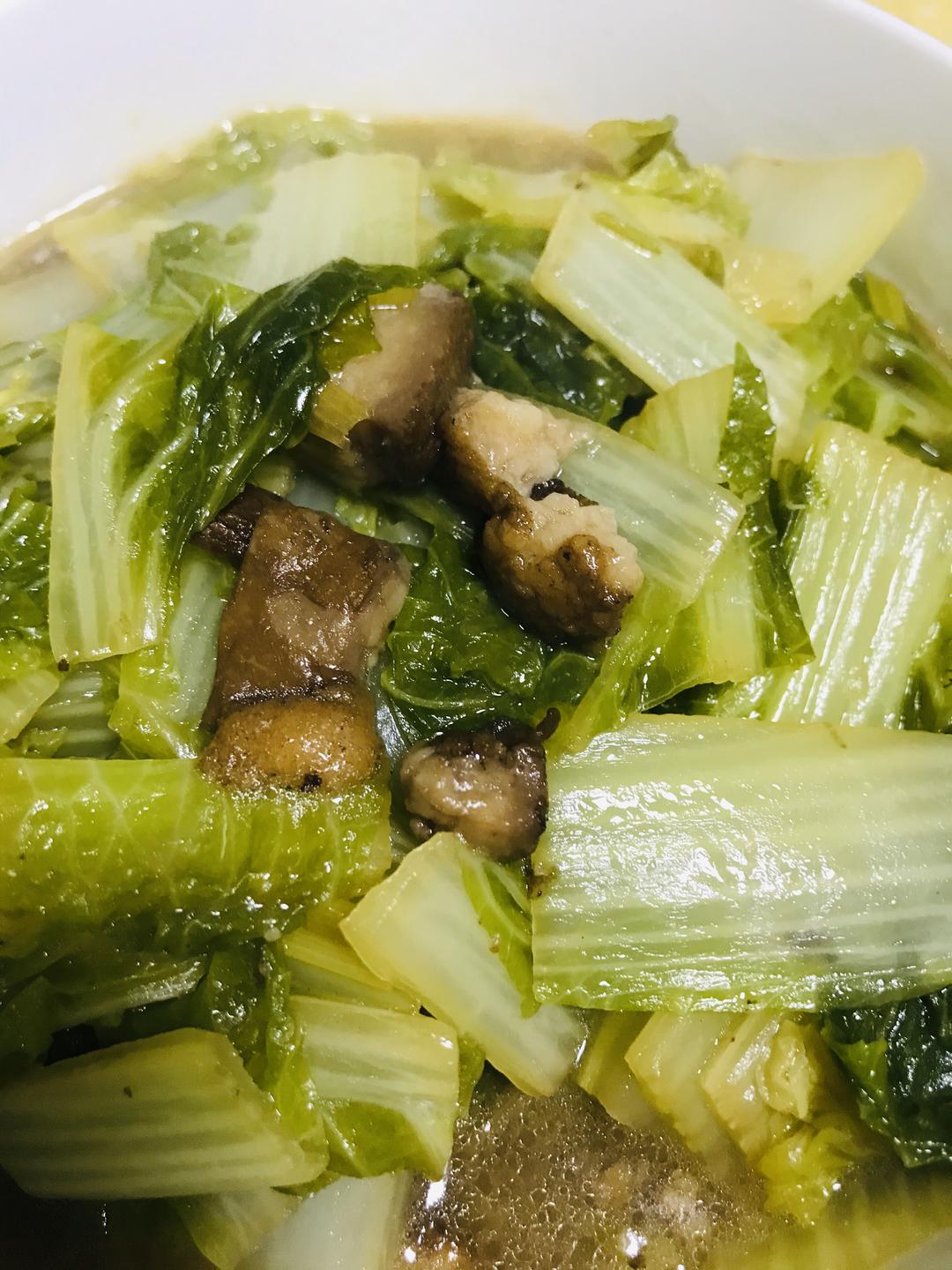 快手菜：白菜炖猪肉罐头