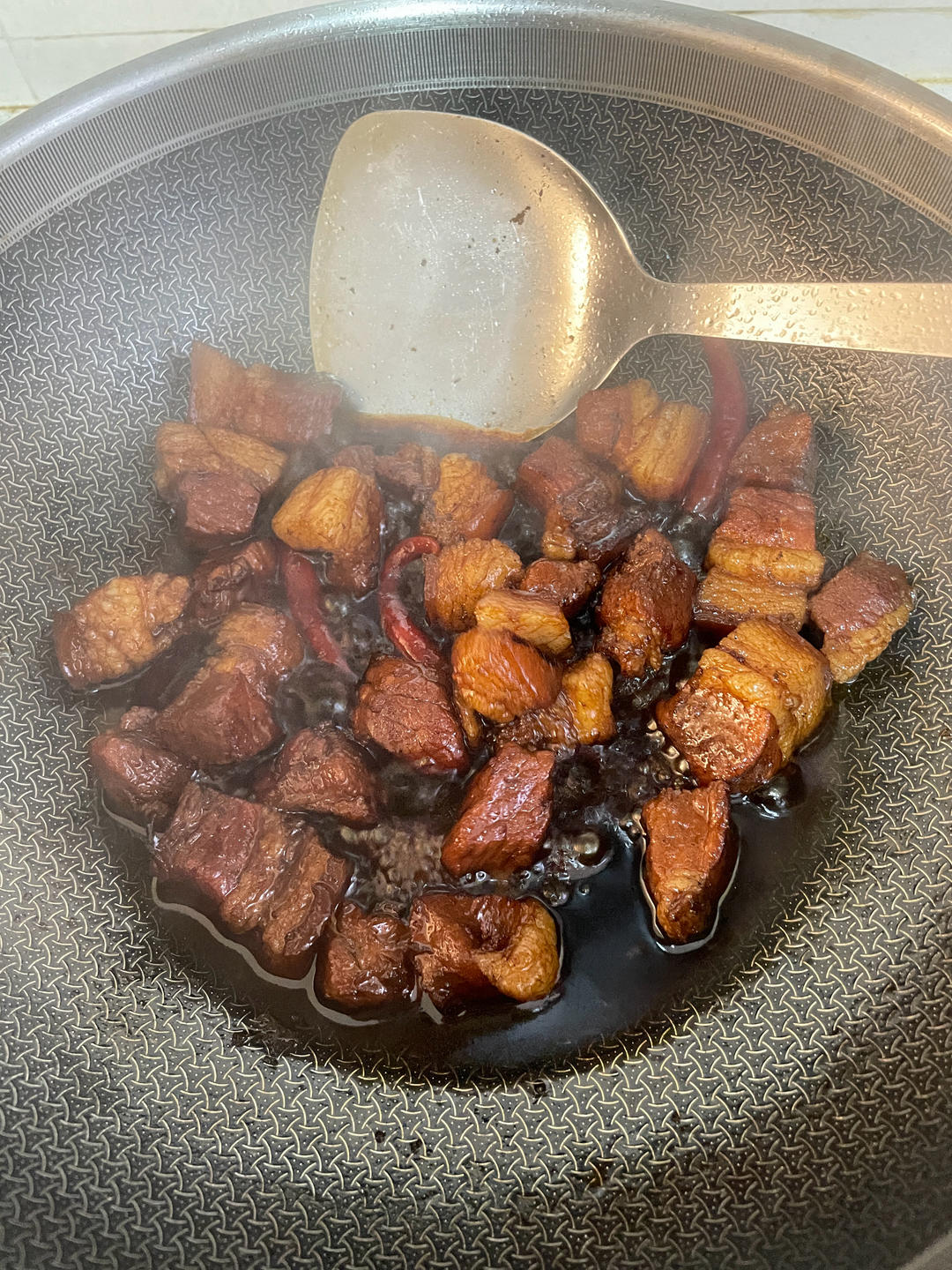 不焯水不放油的家常红烧肉