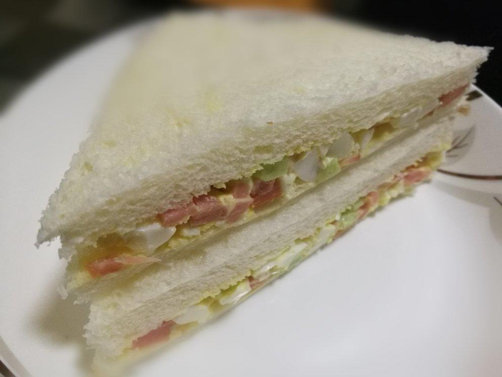 快手美味鸡蛋三明治