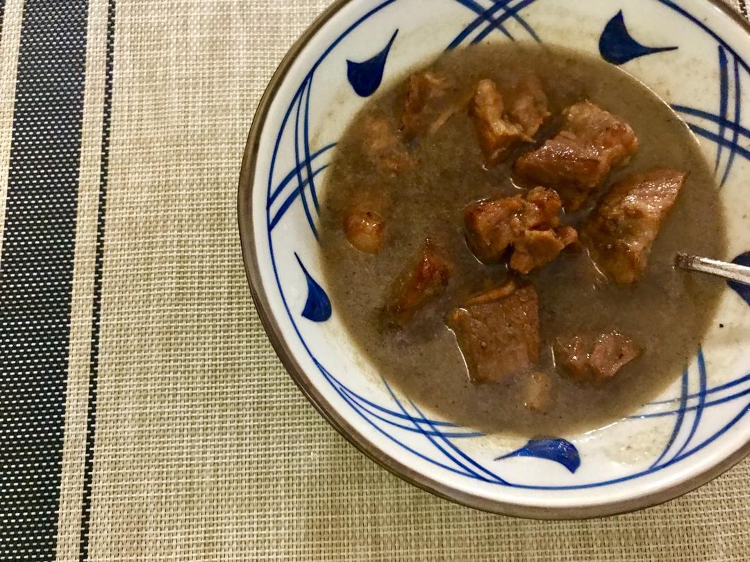 炖牛腩