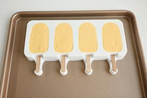 芒果脆皮冰淇淋🍦/最好吃的冰淇淋的做法 步骤19