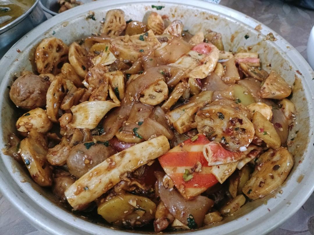 比麻辣烫好吃百倍！自制超过瘾巨解馋麻辣拌