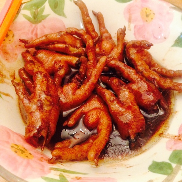 秘制红烧鸡爪