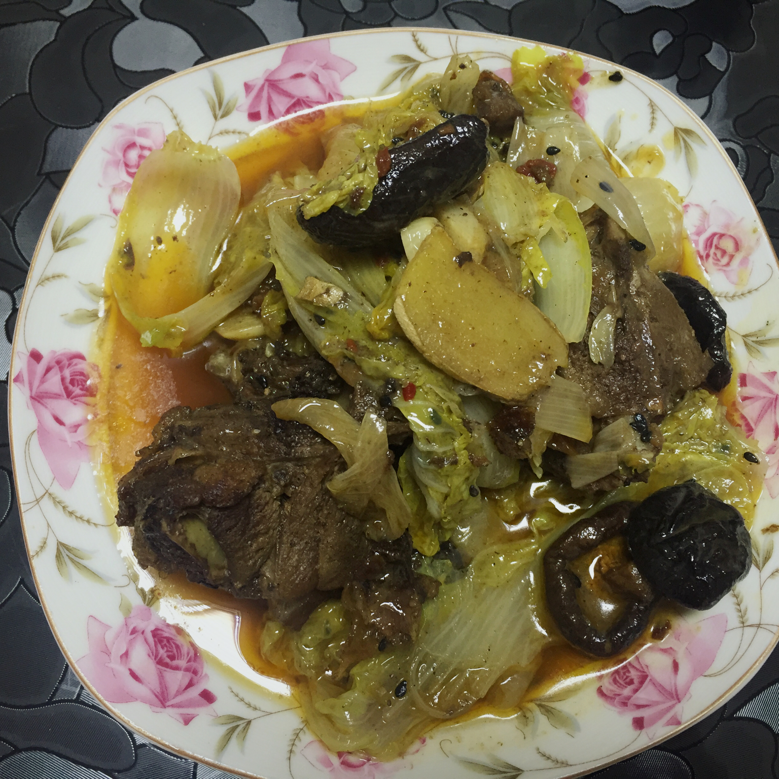 家常炖鸡肉