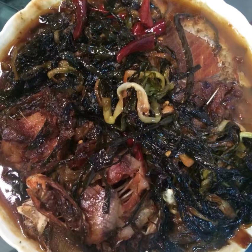 葱烤河鲫鱼