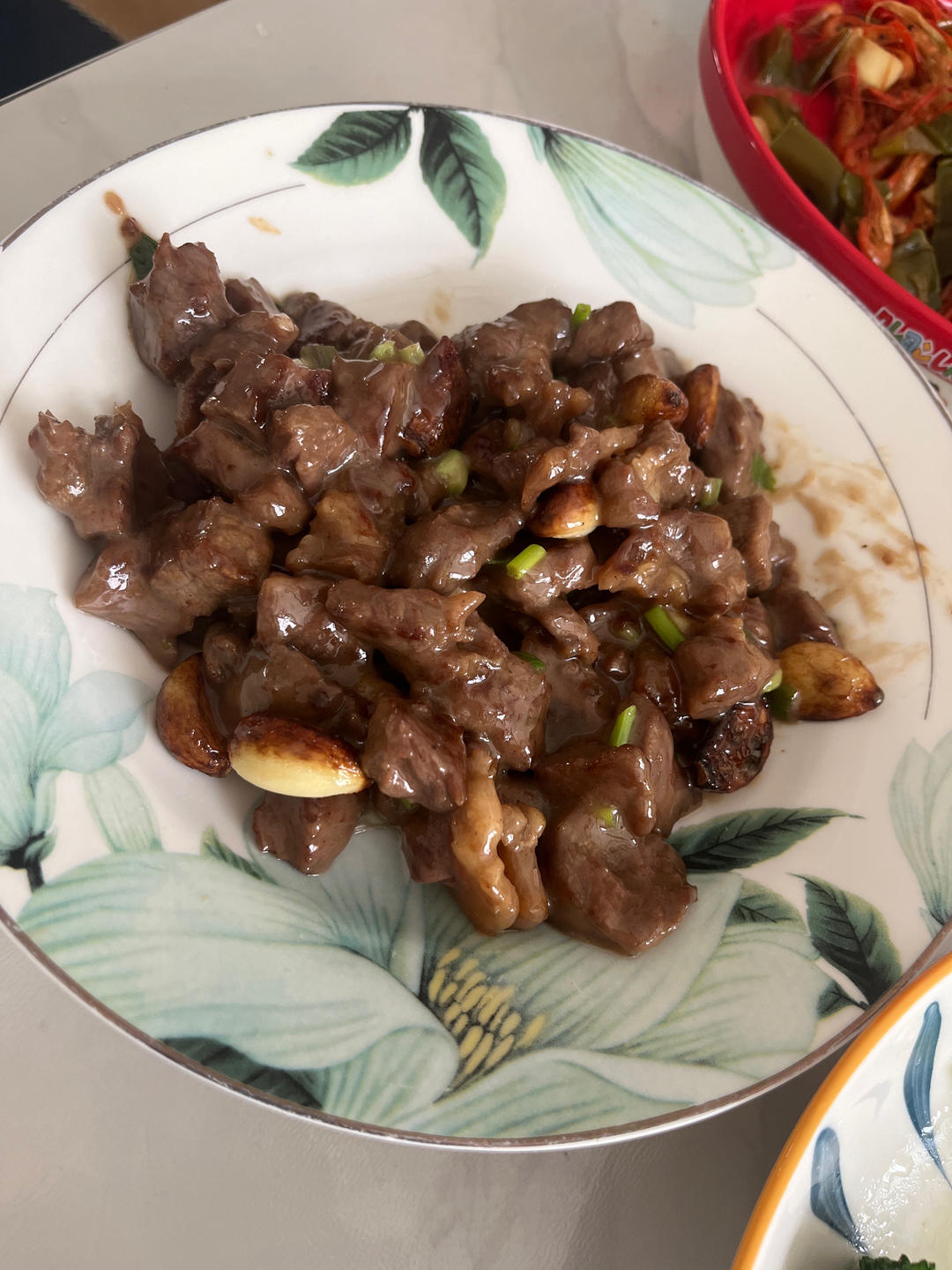 好吃到舔盘的蒜香黑椒牛肉粒