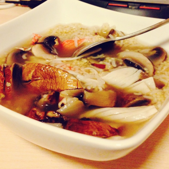 蘑菇鲜虾粥