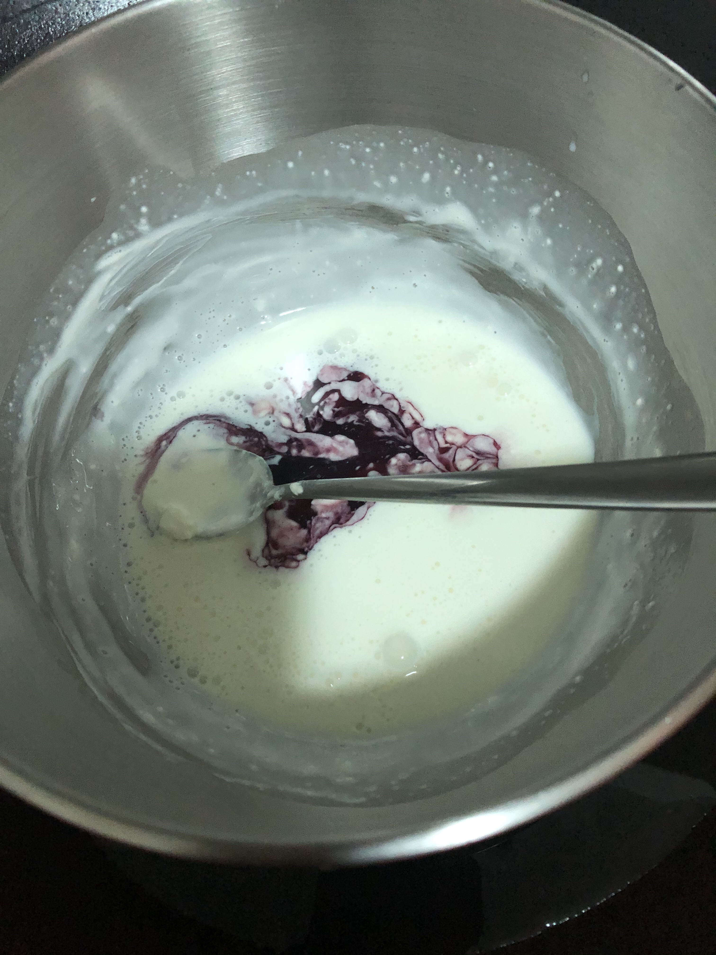 完整版的蓝莓拉花慕斯蛋糕的做法 步骤8