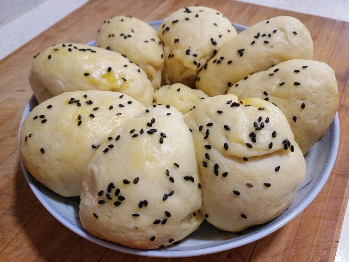 电饭锅蒸的香甜可口的馒头，好吃！的做法