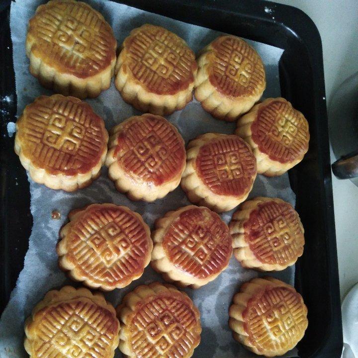 莲蓉蛋黄月饼（君之配方）