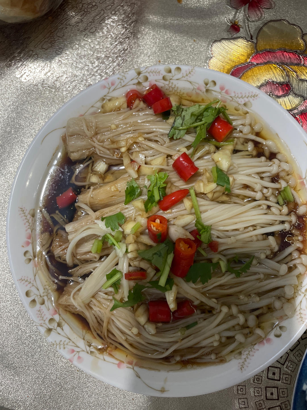 凉拌金针菇