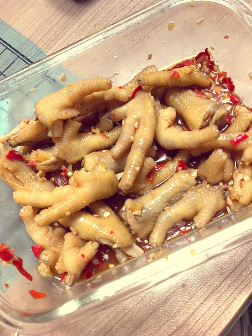 绝对不会后悔的酸辣鸡爪