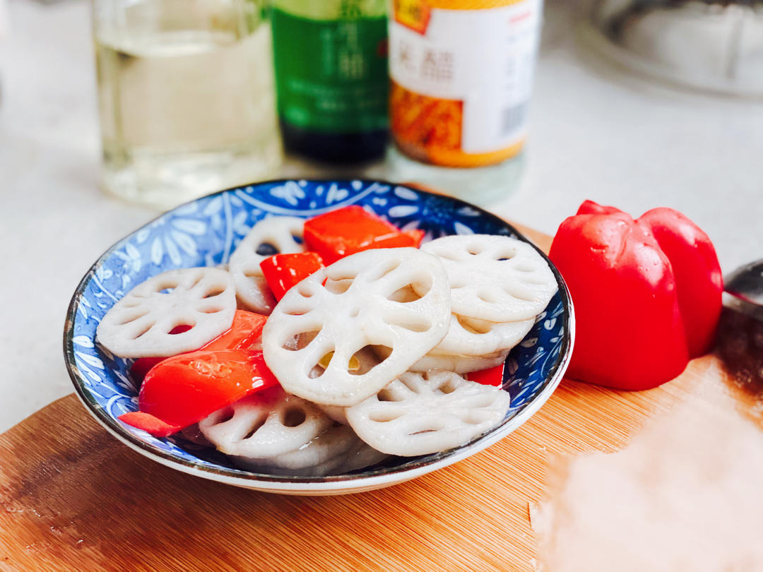 怎么炒，炒出来不发黑的香脆炒藕片