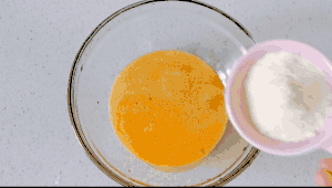 奶香南瓜饼 宝宝辅食食谱菜谱的做法 步骤3