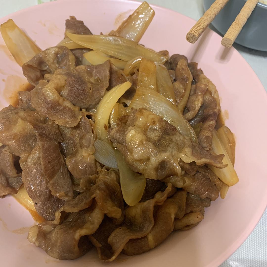 洋葱炒肥牛