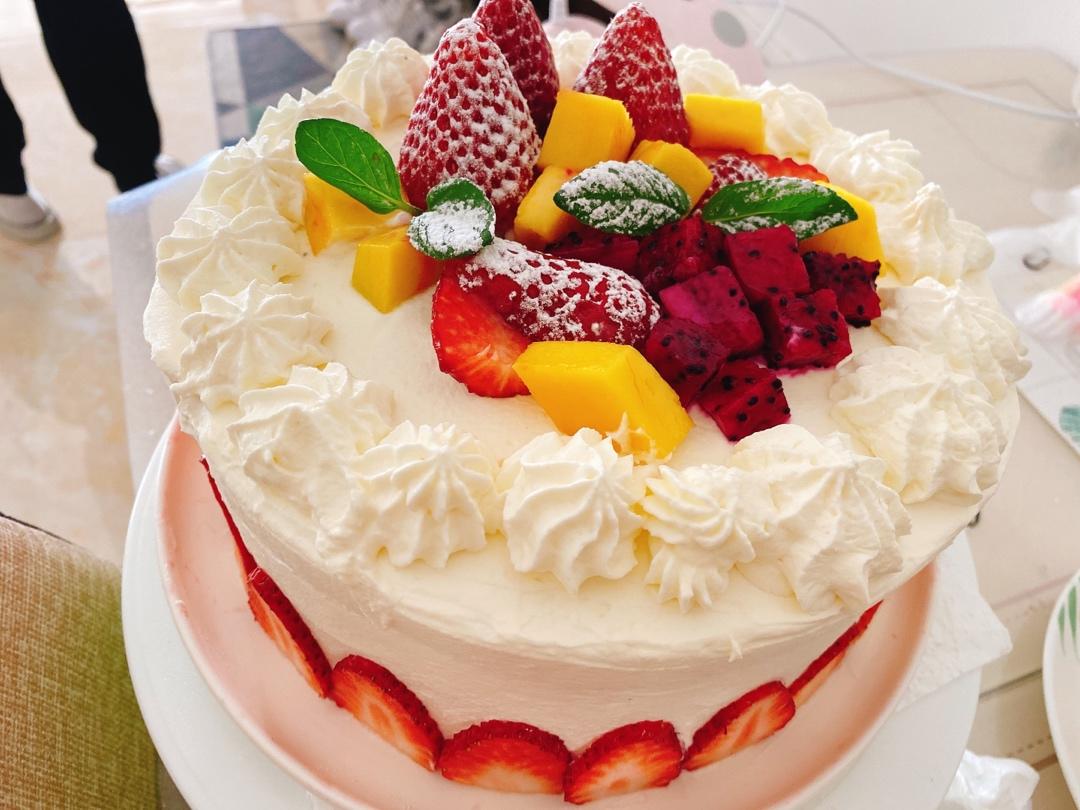 超级简单的味多美同款生日蛋糕（6寸），新手也能高度还原