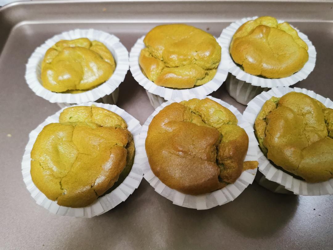 开心果酱古早蛋糕