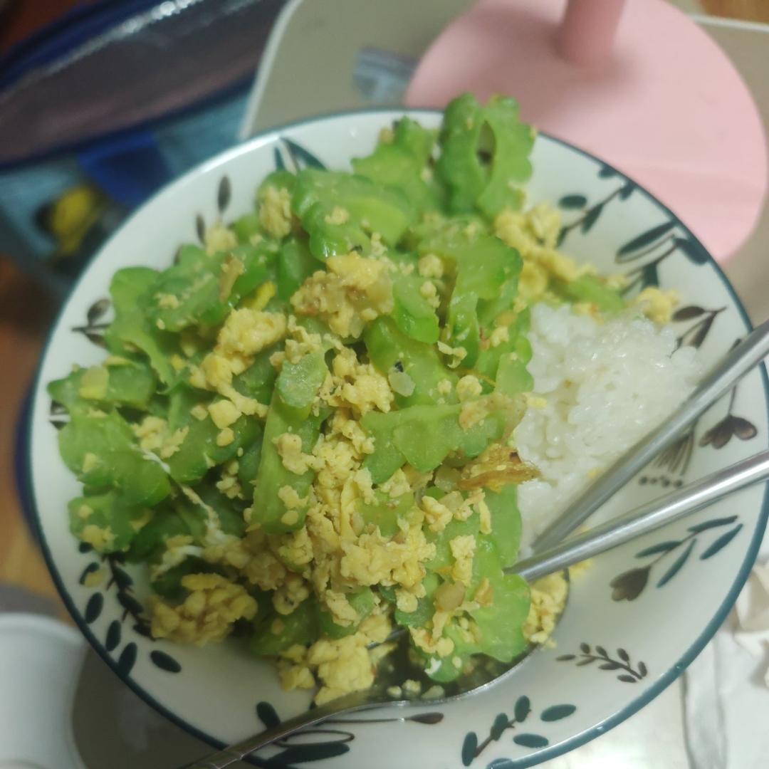 苦瓜炒蛋（清火菜）