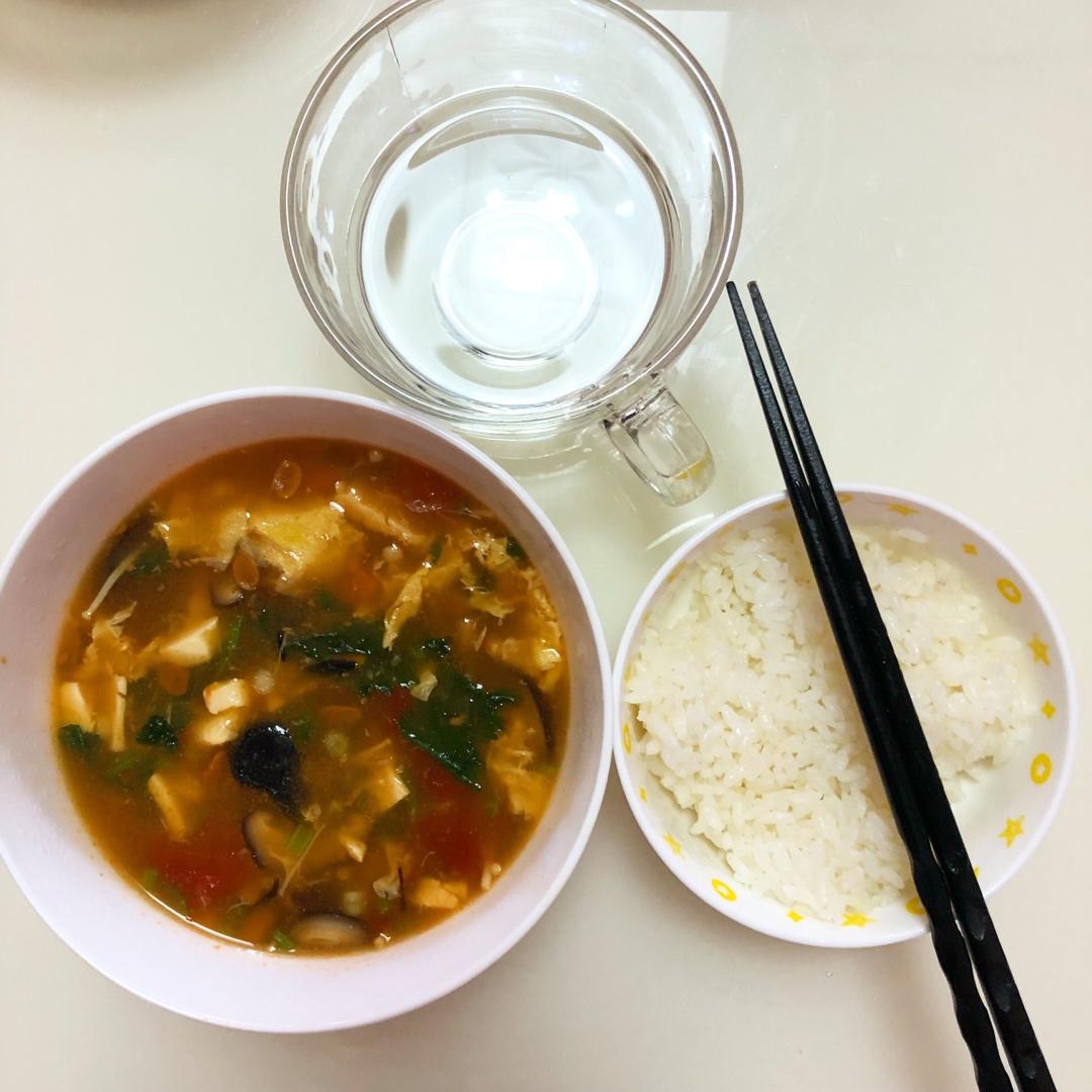 巨开胃巨好喝，10分钟搞定番茄酸辣汤冬季必喝。