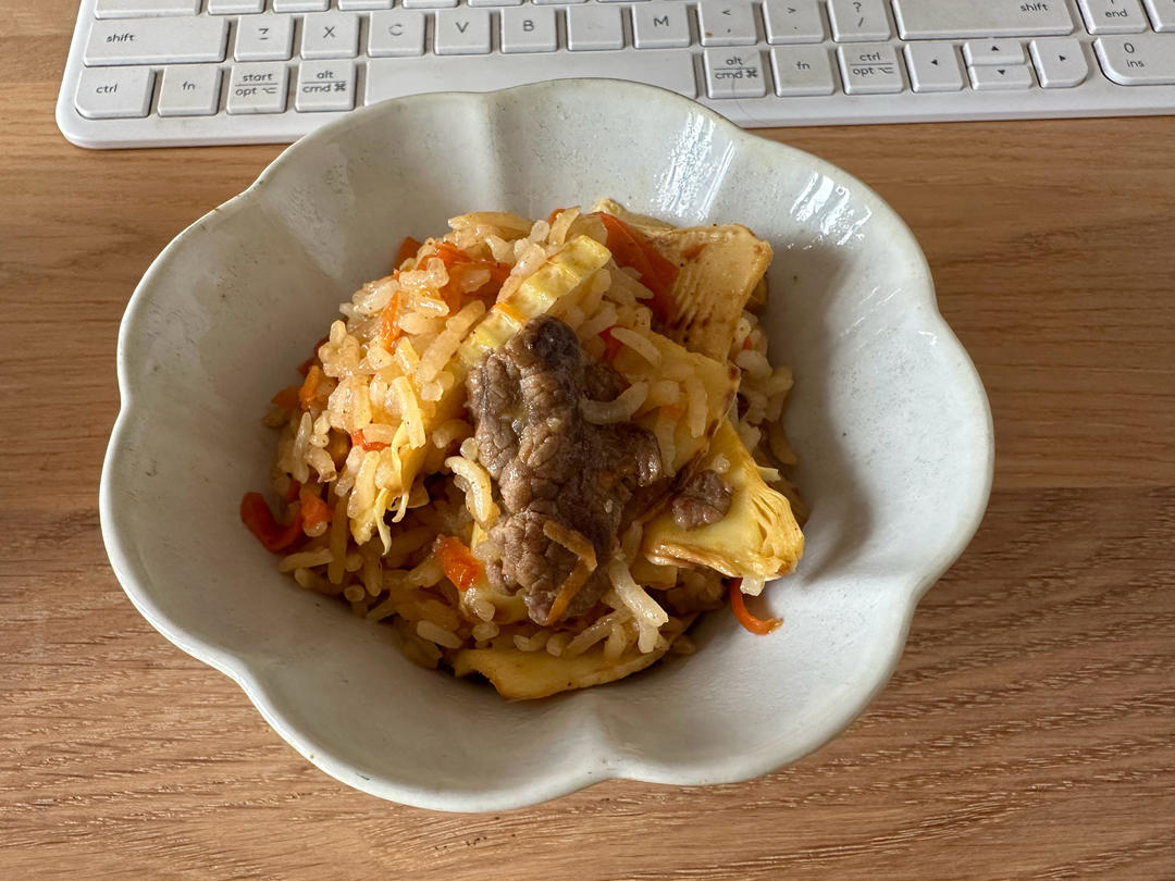 食谱-烤肉风味马蹄笋和牛炊饭
