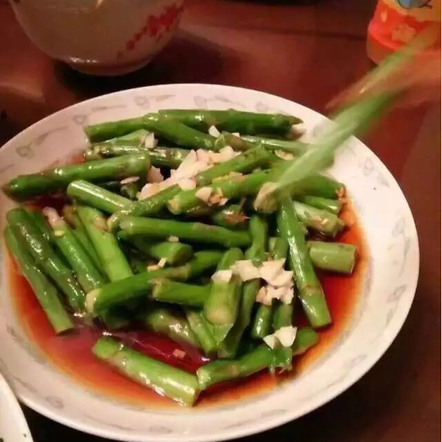 鲜味油淋芦笋