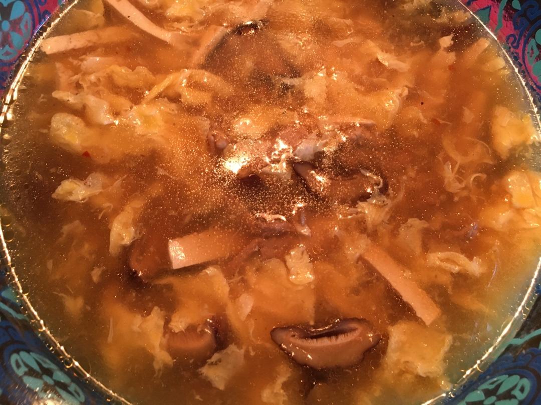 酸辣汤 Spicy & Sour Shredded Pork Soup