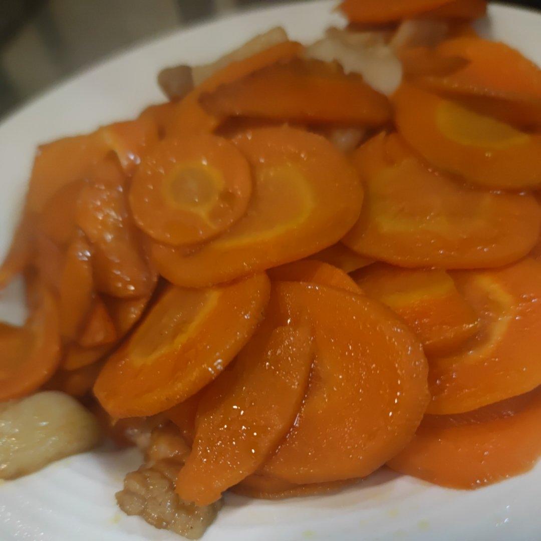 超下饭的胡萝卜炒肉