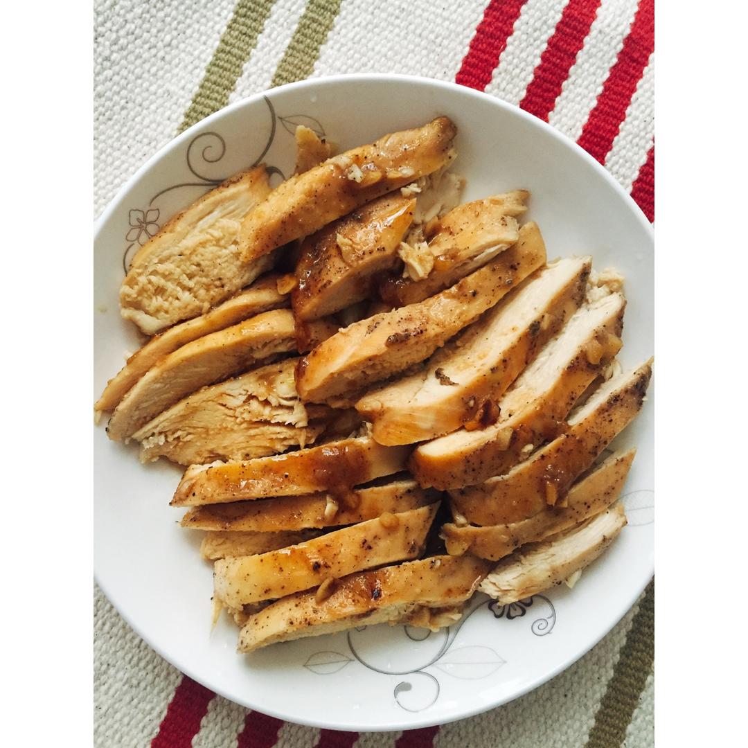 蒜香蜂蜜烤鸡胸