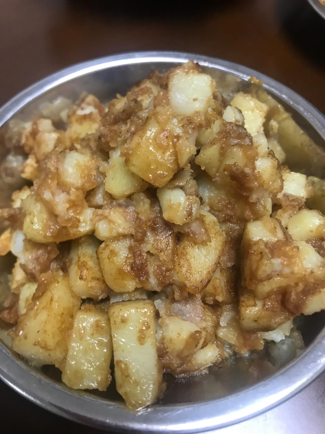 烧烤风味的土豆小香肠