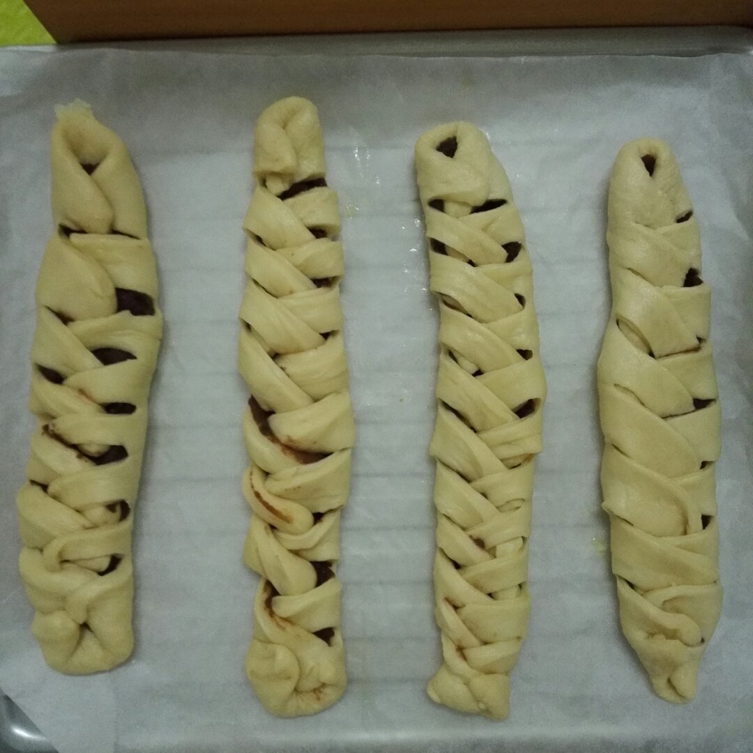 淡奶油豆沙面包