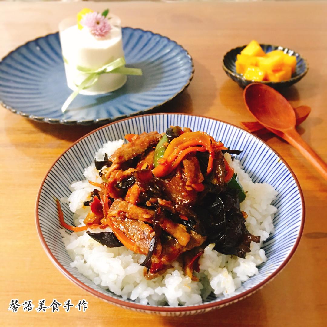 鱼香肉丝盖饭的做法