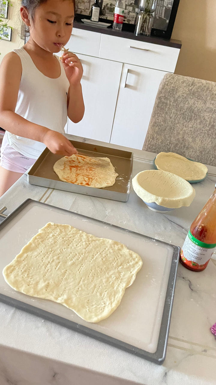 做一张敲好吃的披萨饼底