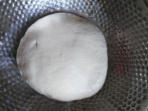 宣软蓬松的黑芝麻发面糖饼，附简单不用搅拌机的芝麻粉做法的做法 步骤2