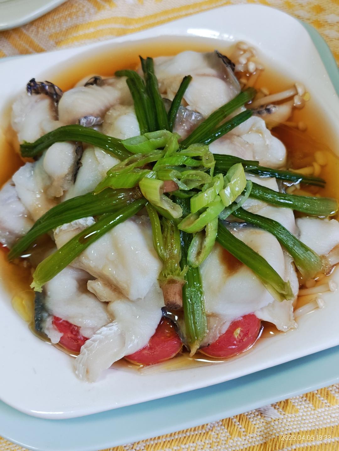 清蒸小番茄黑鱼片