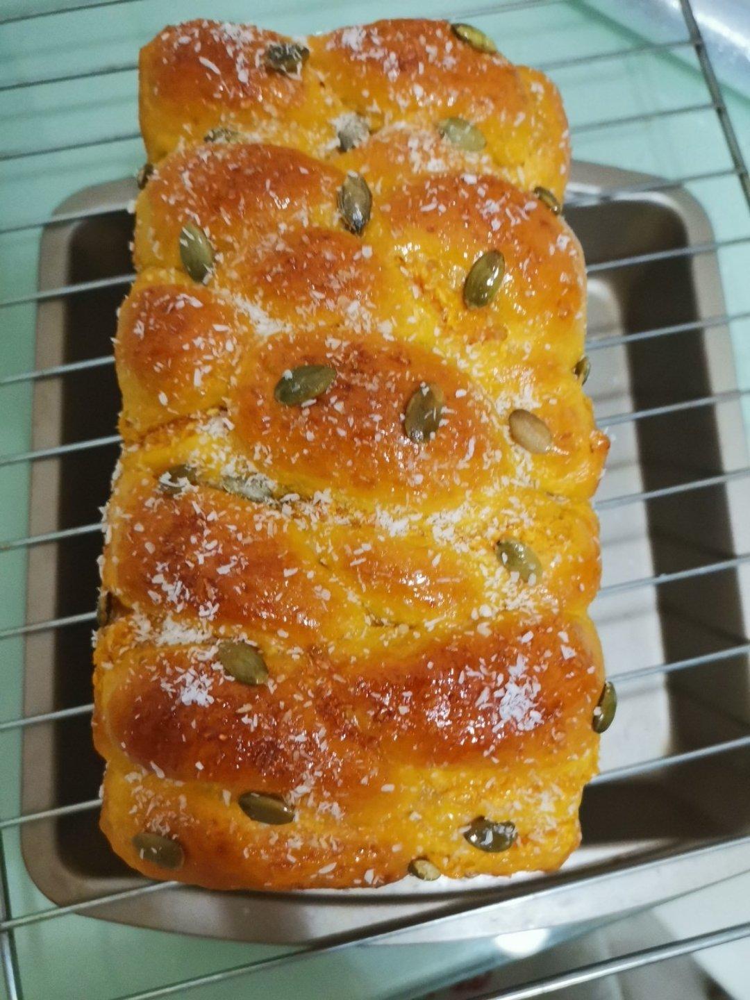 双倍美味南瓜吐司（双重南瓜，美味加倍）